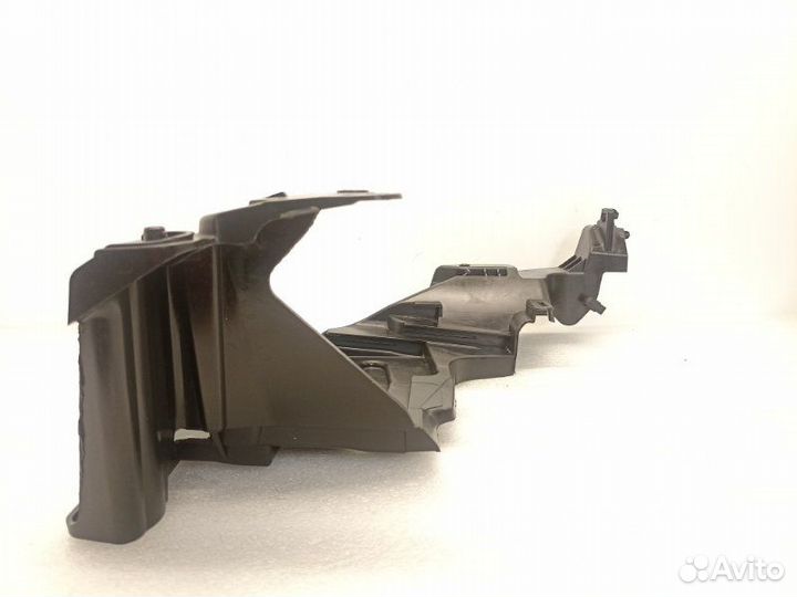 Кронштейн бампера передний правый Renault Megane 3