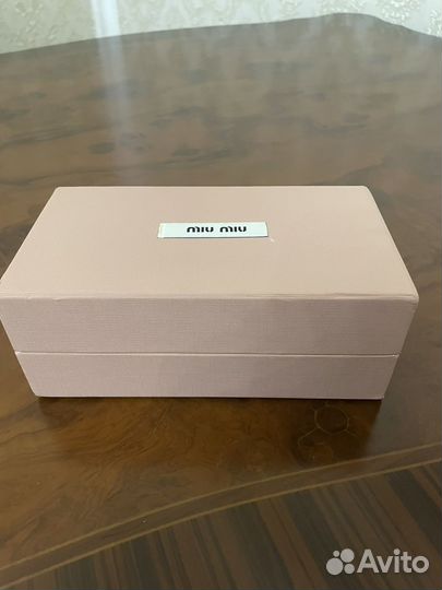 Солнцезащитные очки женские италия