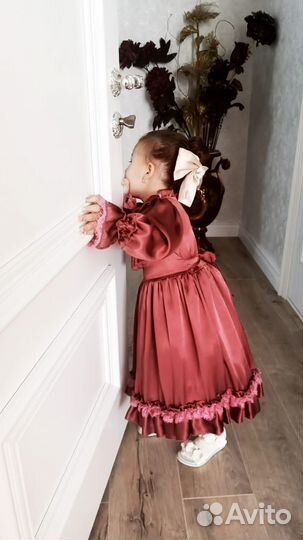 Пошив выпускных платьев