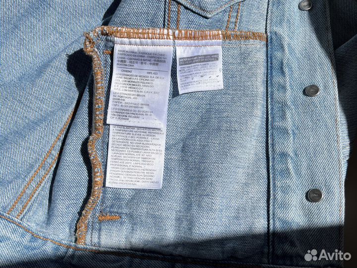 Джинсовая куртка женская levis 40