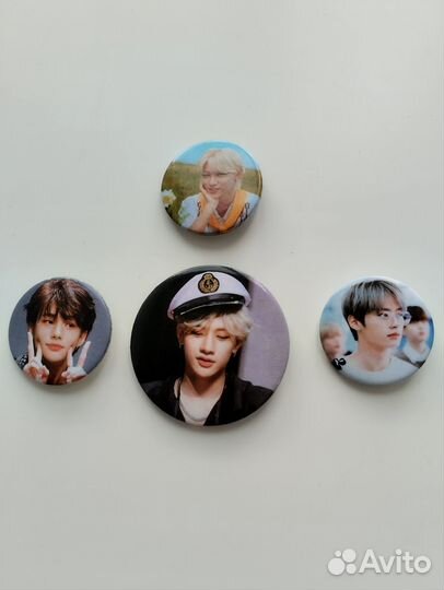 Stray kids значки