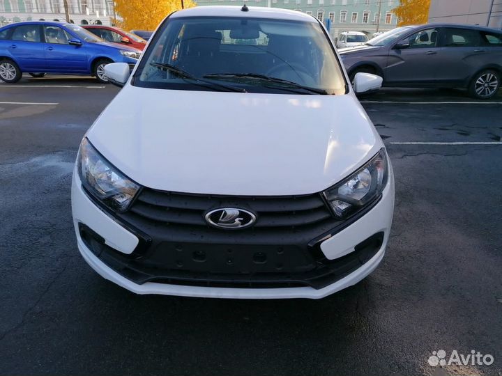 LADA Granta, 2023