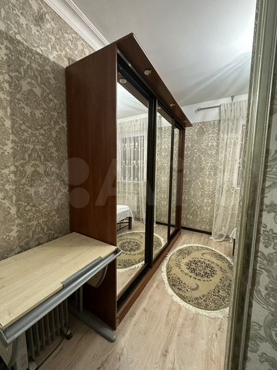 2-к. квартира, 60 м², 4/4 эт.