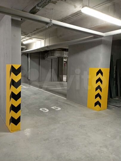 Машиноместо, 16 м²