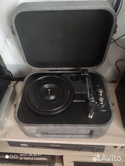 Проигрыватель винила Ritmix lp190b
