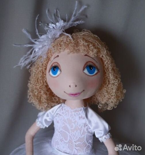 Текстильная интерьерная кукла