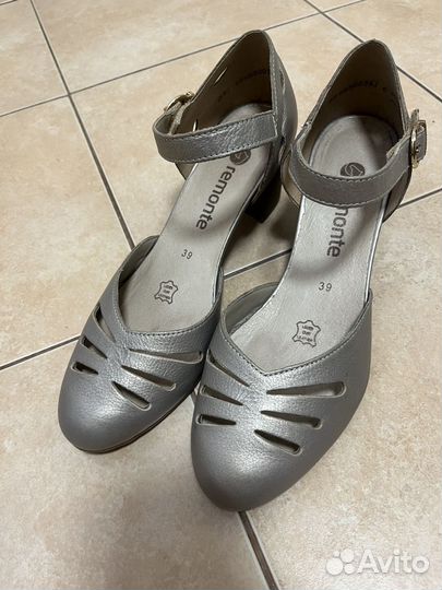 Босоножки женские 39 кожа новые Rieker remonte