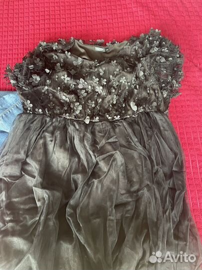 Вещи (одежда, игрушки, плойка, книги)