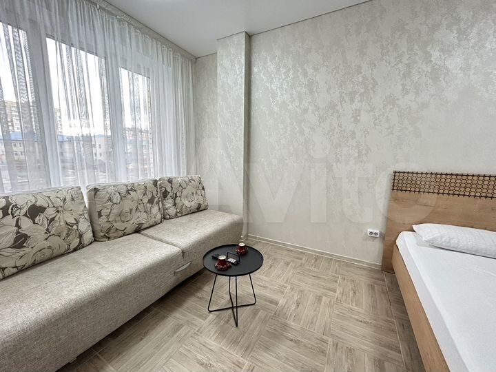 1-к. квартира, 43 м², 2/9 эт.