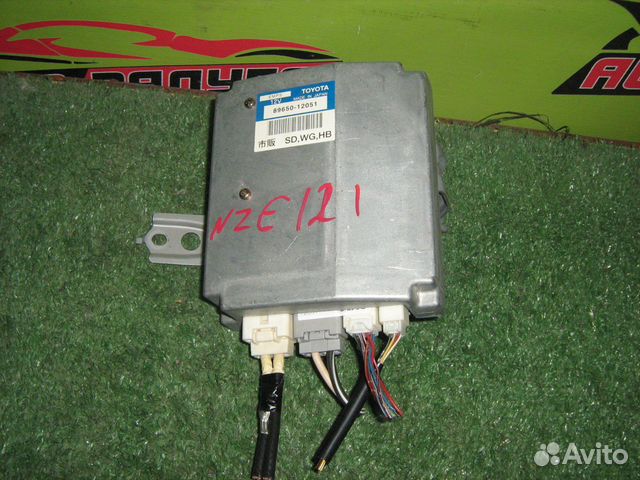 Блок управления рулевой рейкой toyota, NZE120,NZE1