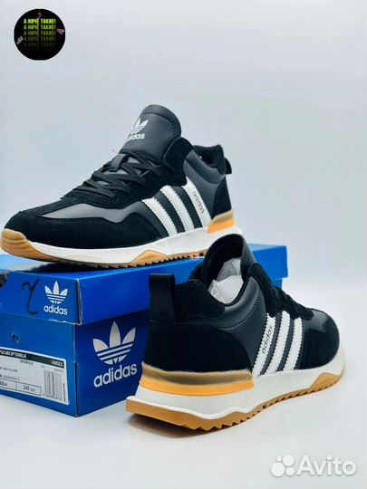 Кроссовки Adidas