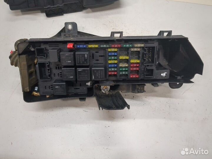 Блок предохранителей Volvo XC90, 2004