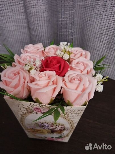 Цветы из мыльных роз