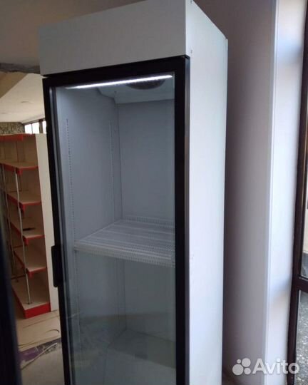 Холодильный шкаф б/у