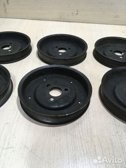 Шкив насоса гидроусилителя Audi 100