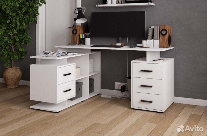 Стол компьютерный угловой