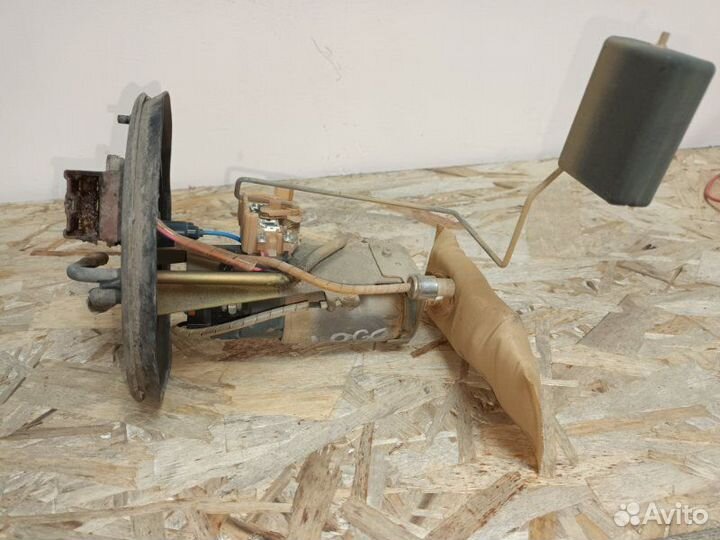 Топливный насос Honda Logo GA3 D13B 1997