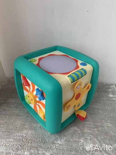 Игрушка развивающая музыкальная. Куб ELC