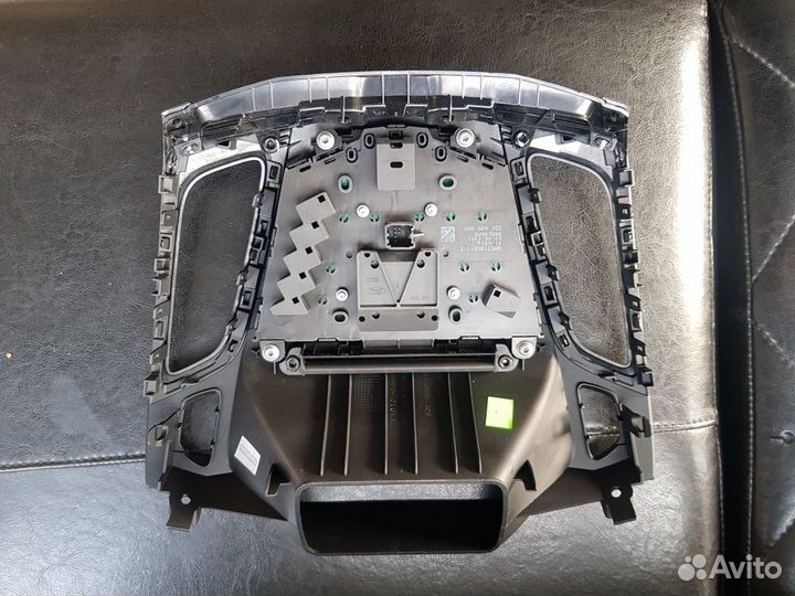 Рамка магнитолы Ford Focus 3