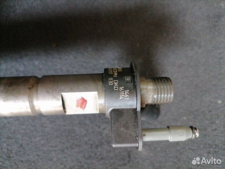Форсунка топливная BMW X3 F25 рест. 2016 7823461