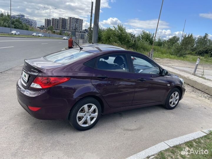 Hyundai Solaris 1.4 AT, 2011, 122 000 км