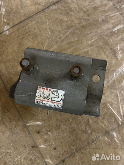 Крепление для домкрата