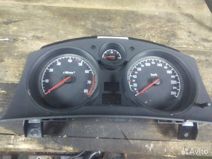 Панель приборов спидометр Opel Astra H 1.4 2010