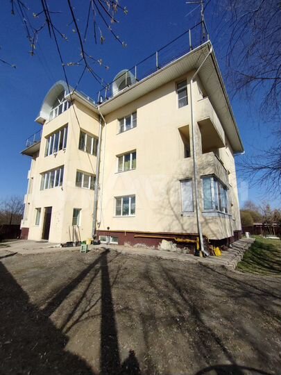 2-к. квартира, 44 м², 1/3 эт.