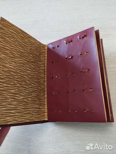 Альбом для значков ссср+зеркальные значки СССР