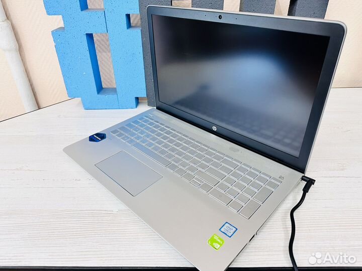 Игровой ноутбук i5-7200 6gb nvidia 940mx 2gb