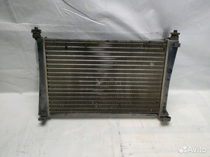 Ford Fusion радиатор охлаждения