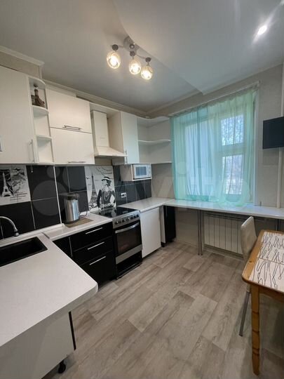 2-к. квартира, 52,9 м², 1/5 эт.