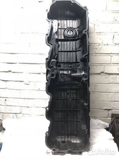 Клапанная крышка на DAF 105