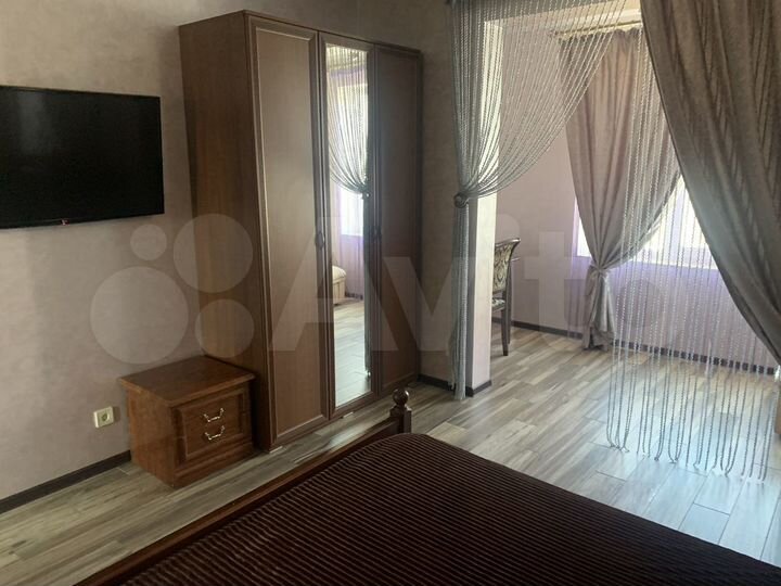 Комната 18 м² в 3-к., 1/2 эт.