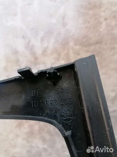 Декоративная накладка Шкода Октавия тур А4