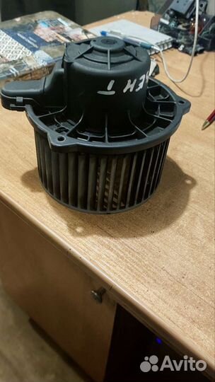 Моторчик печки Hyundai Getz. Accent