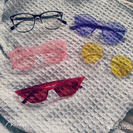 Очки от солнца и для фотосессий