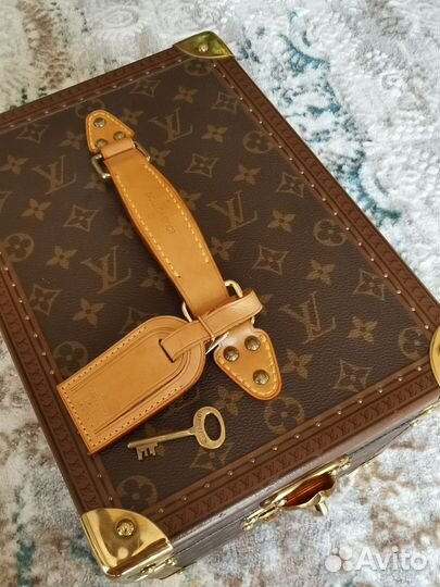 Бьюти-кейс Louis Vuitton оригинал