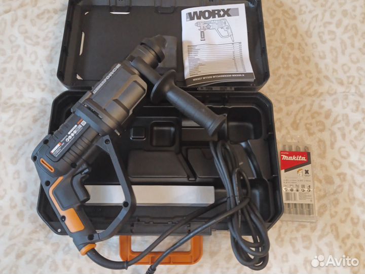 Перфоратор сетевой 2,5дж Воркс+бонусом буры Макита
