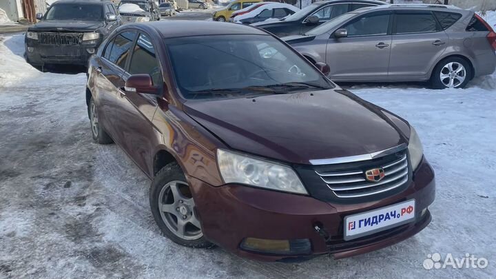 Фара правая Geely Emgrand EC7 1067001212