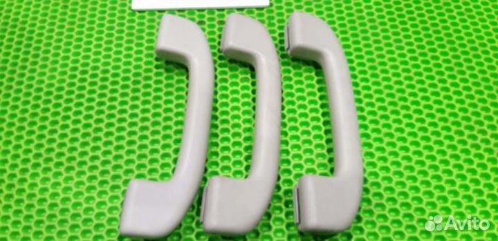 Ручка потолка Nissan Tiida C11