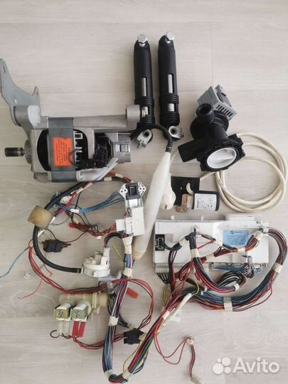 Запчасти на стиральную машинку bosch, Indesit