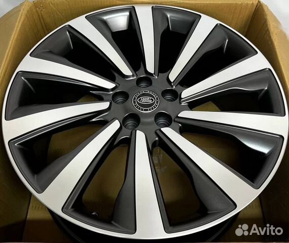 Новые диски Range Rover Sport r22