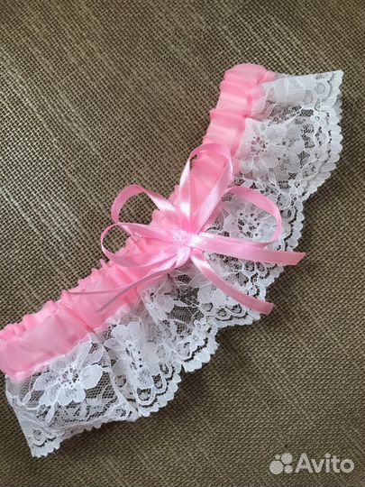 Подвязки розовые для невесты