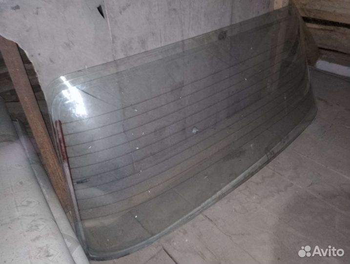 Заднее стекло ваз 2107