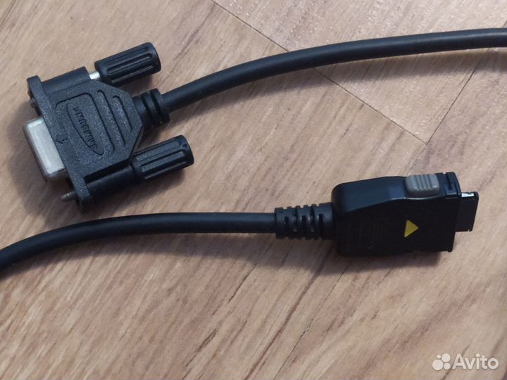 Дата-кабель Samsung для COM-порта старых телефонов