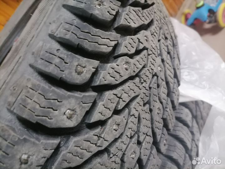 Nokian Tyres Hakkapeliitta 9 19.5/65 R15 95