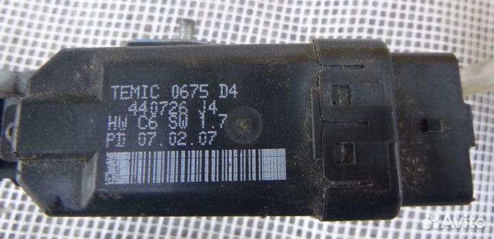 Рено Лагуна 2 рестайлинг стеклоподъемник задний