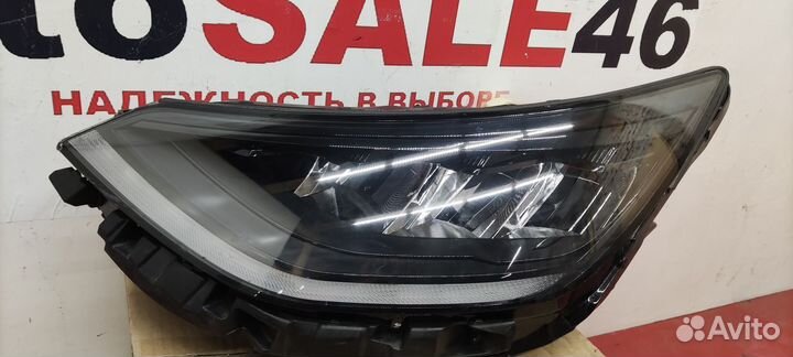 Фара левая Hyundai Sonata 8