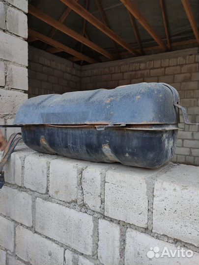 Основной топливный бак Toyota Land Cruiser Prado